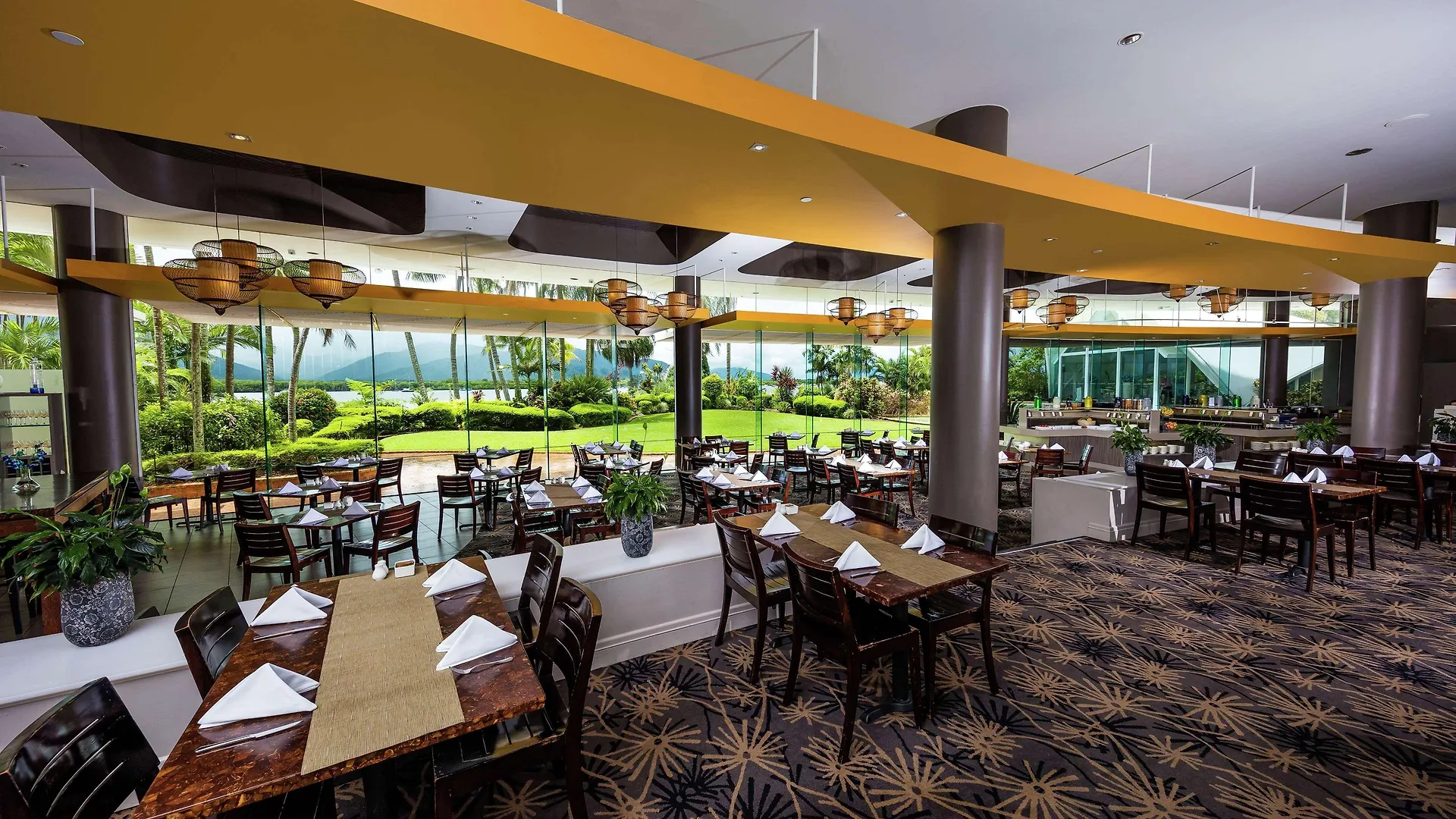 Отель Hilton Кэрнс